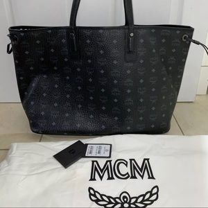 Brand new MCM medium reversible Liz shopper